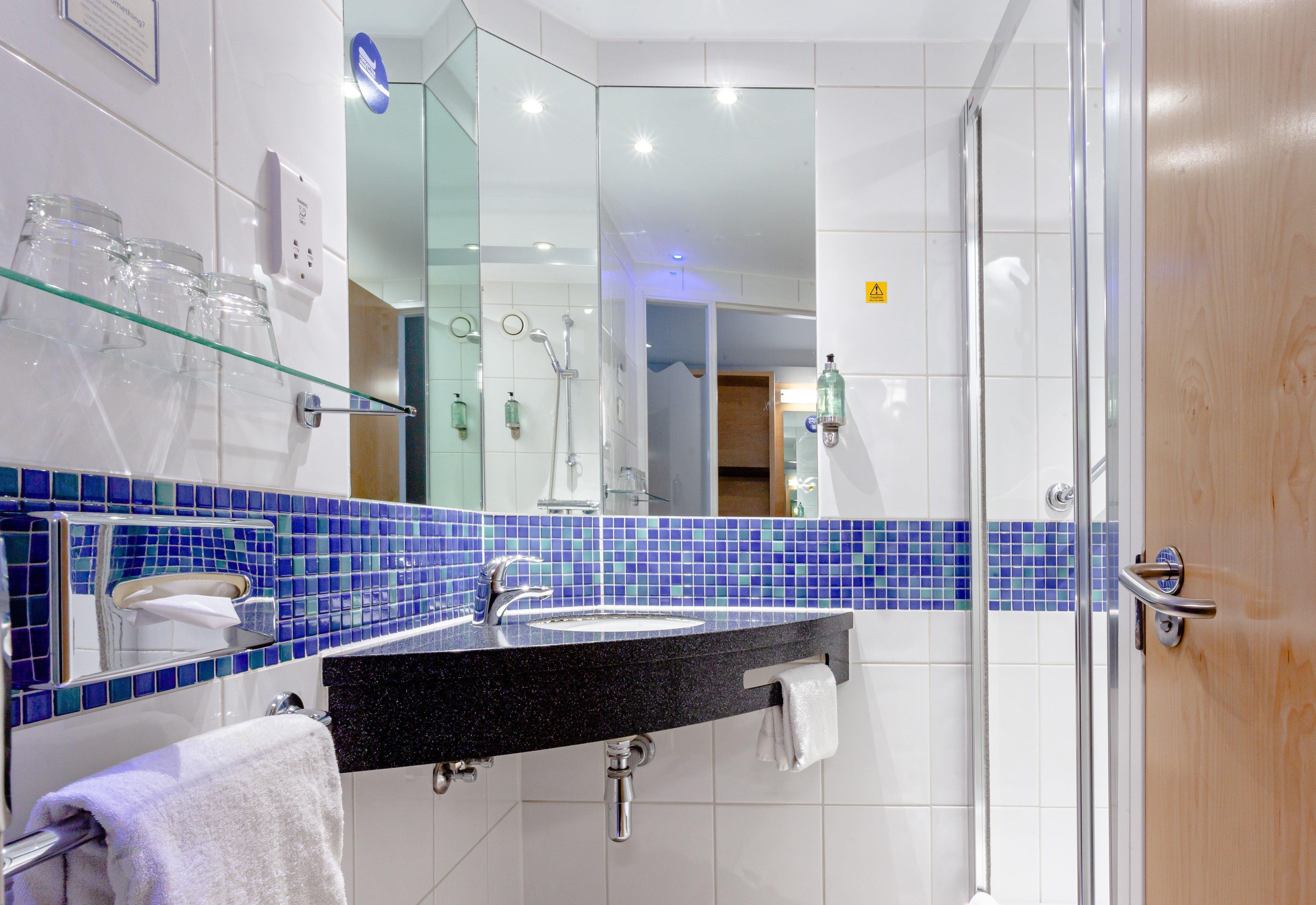 Holiday Inn Express Dunfermline By Ihg Екстер'єр фото