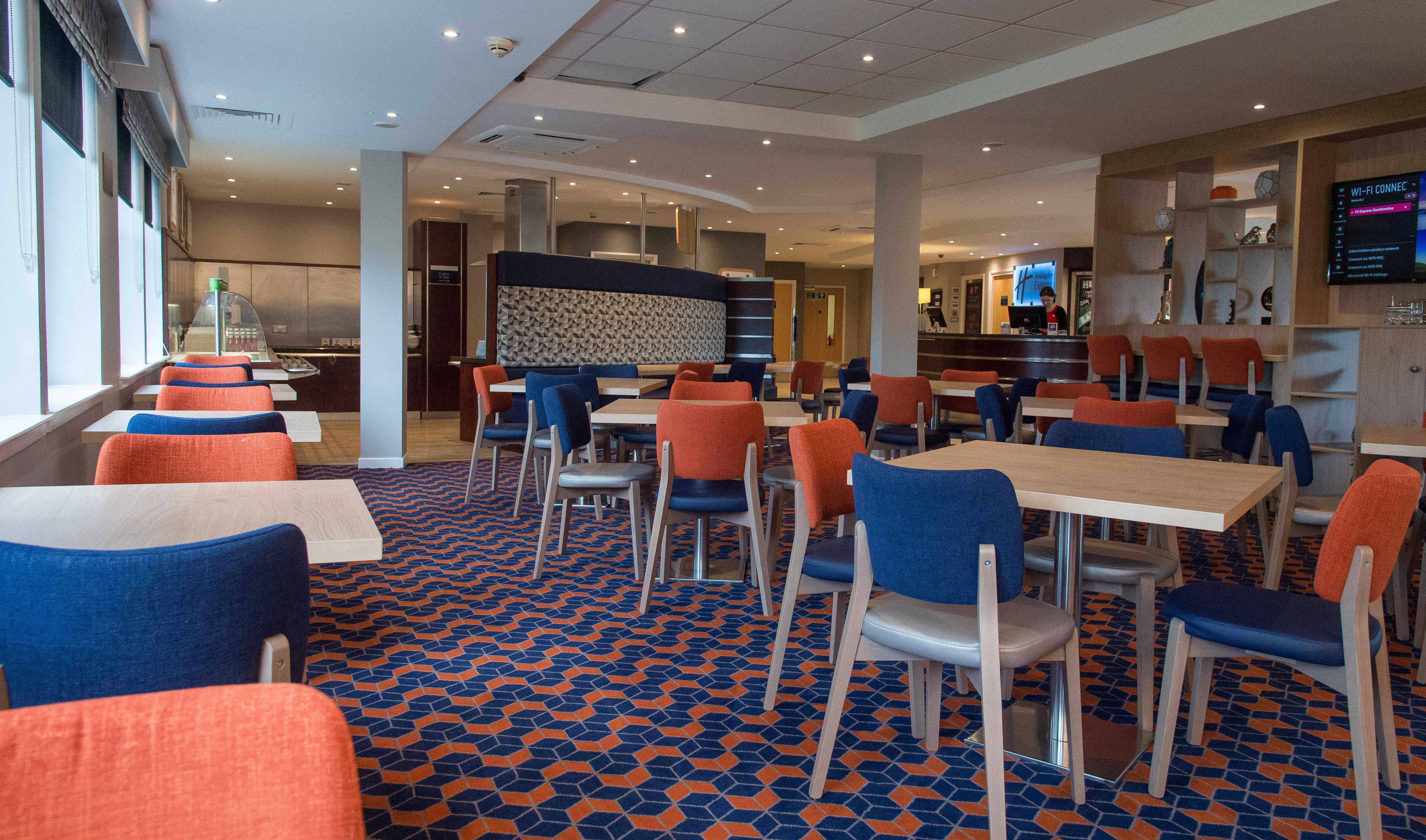 Holiday Inn Express Dunfermline By Ihg Екстер'єр фото