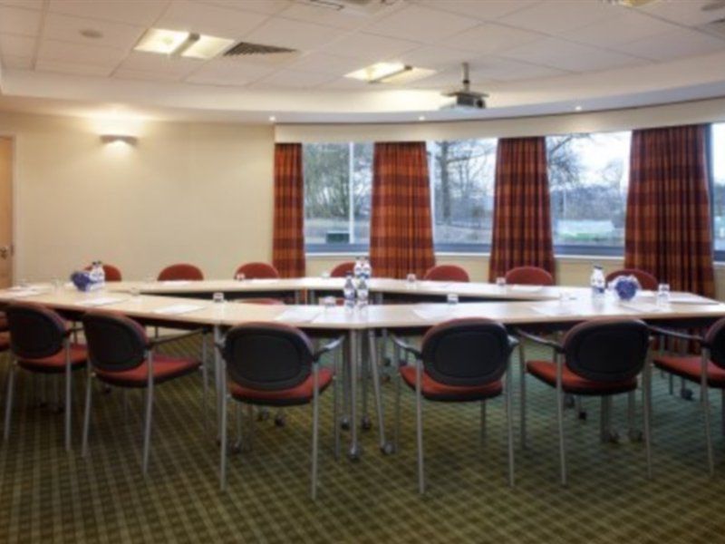 Holiday Inn Express Dunfermline By Ihg Екстер'єр фото